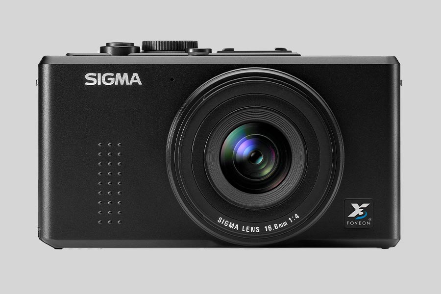 Wie behebt man den Fehler «CF memory card cover is open!» auf einer Sigma-Kamera?